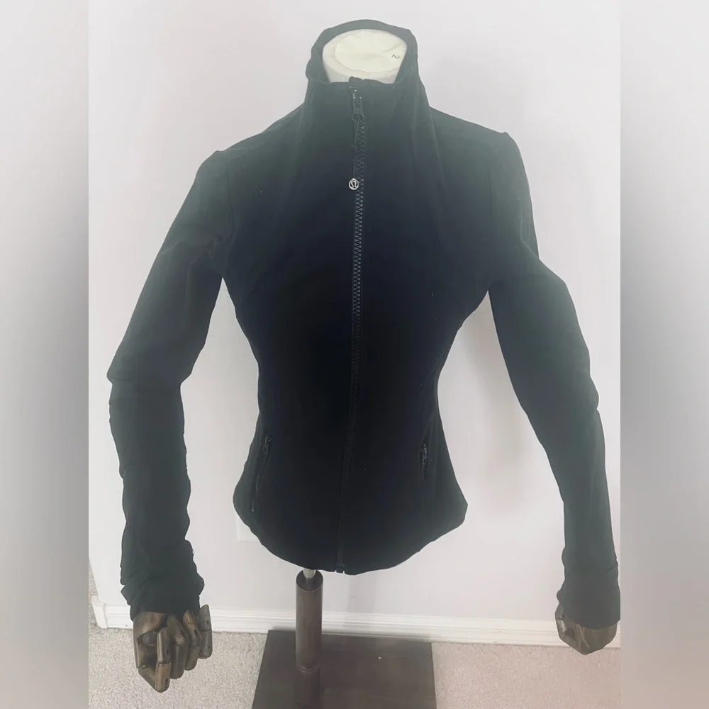 Lululemon bundle set of 5 -Define Jacket Luon, Scuba full-zip, crop jacketSize 8 - Picture 3 of 10